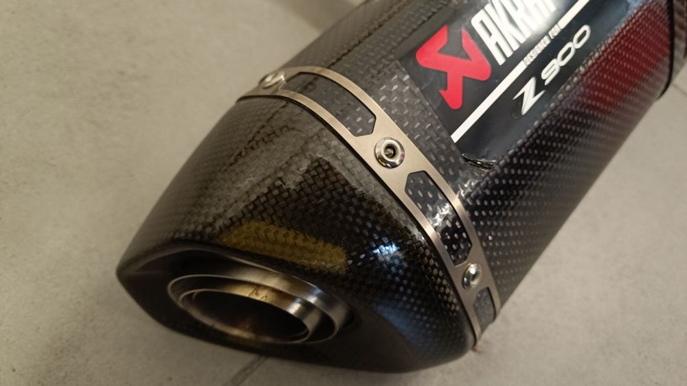 Kawasaki z900 AKRAPOVIC komplet z osłoną i obejma Polecam
