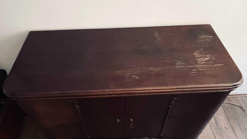Komoda Art Deco | Drewniany bufet | Oryginalne zdobienia | 120×90×50 cm | Vintage