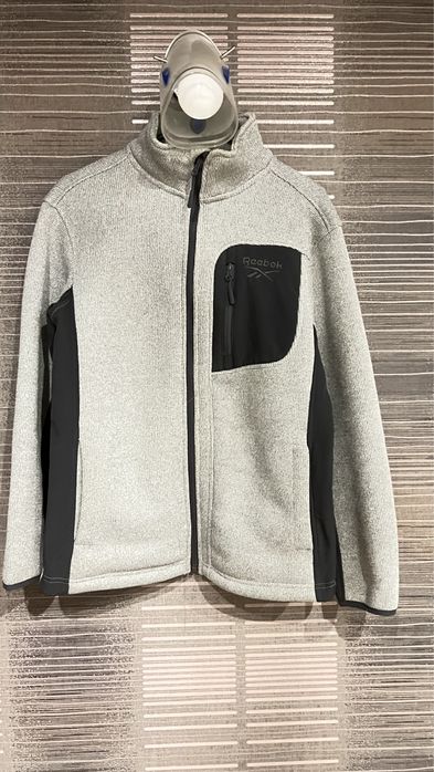 Тепла кофта Reebok 12-14 лет
