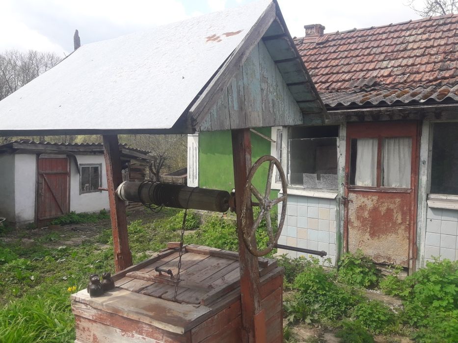 Продам дві хати в с. Вендичани