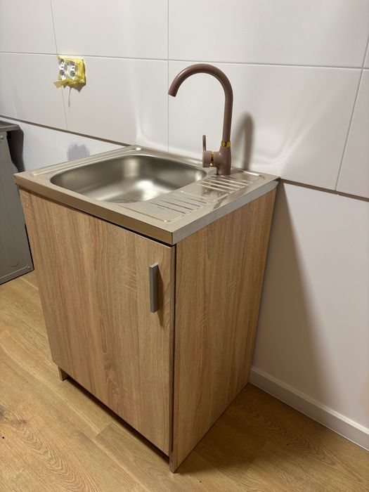 Szafka ze zlewozmywakiem