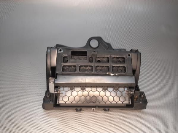 Porta luvas VOLKSWAGEN Passat (3C2)