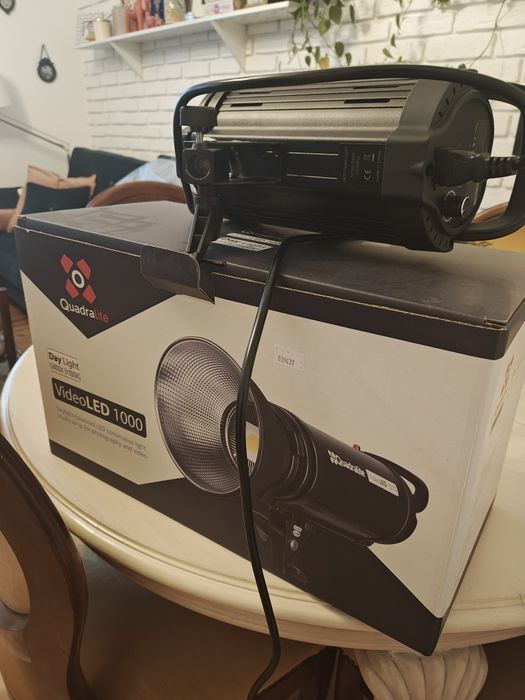 Lampa studyjna Quadralite Videoled 1000 night to day