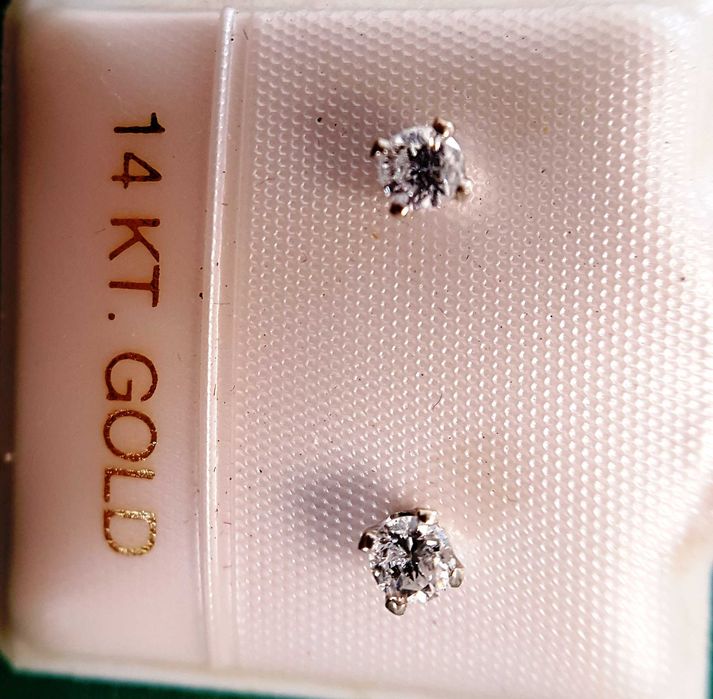 Kolczyki Białe Złoto 14K 585 sztyfty z brylantami 0.14 ct PROMOCJA
