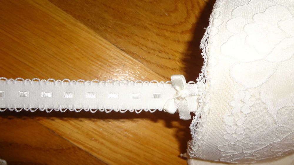 Biustonosz Hunkemoller 85C jak nowy