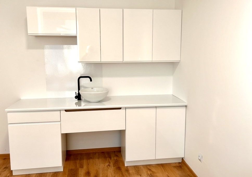 Sprzedam - Zestaw mebli