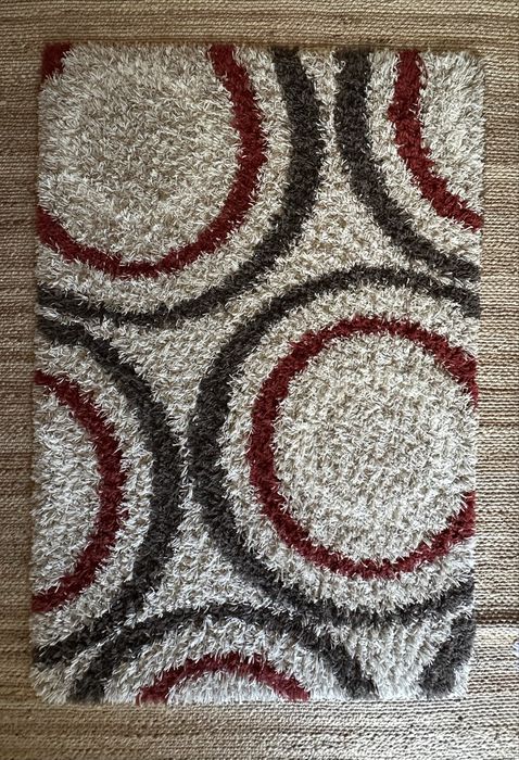 Продам килим 180*120 см в ідеальному стані
