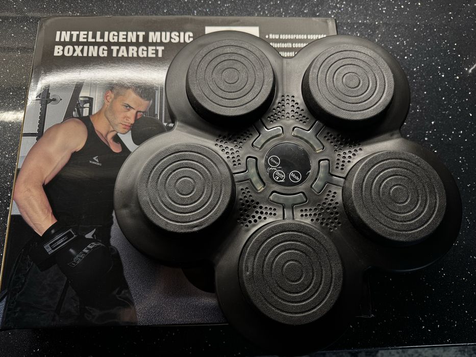 Музичний боксерський тренажер