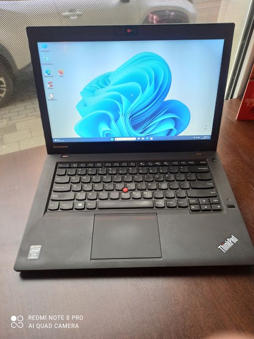 Laptop Lenovo i5/8GBRAM/Windows11