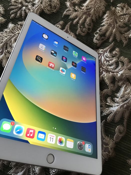 Планшет Ipad 7 32gb оригинал