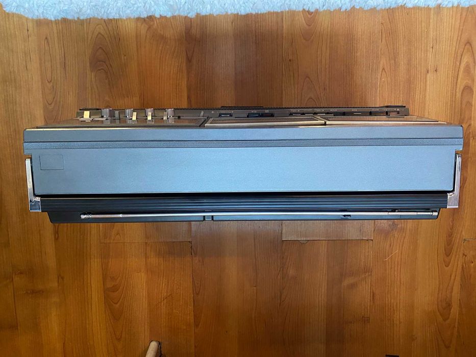 Магнитола SHARP GF-888