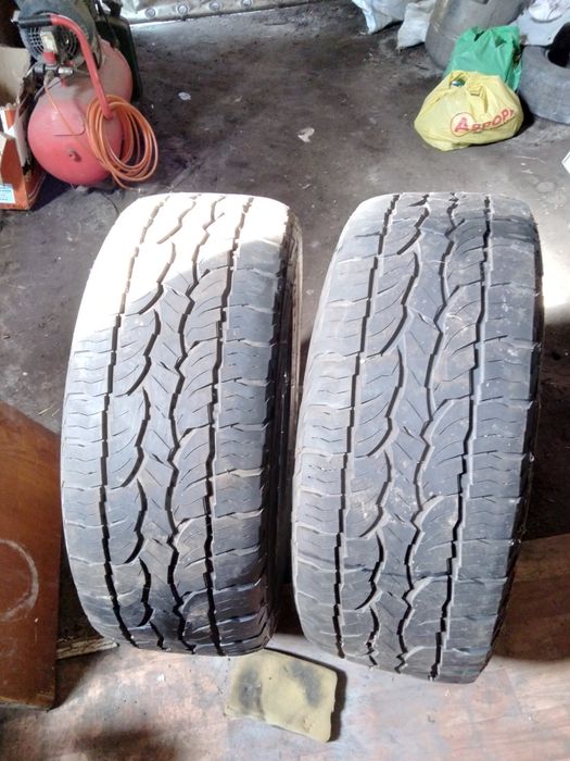 Пара DUNLOP r18 продам
