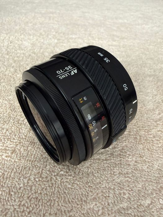 Minolta / Sony A 35-70 F4.