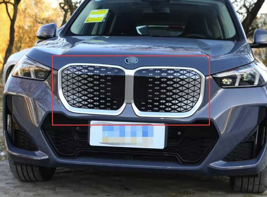 Grelha Cinza BMW iX1 nova