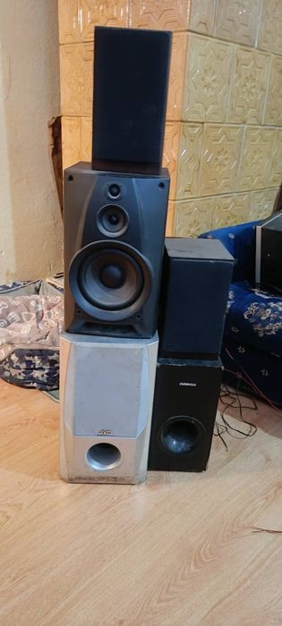 Kolumny głośnikowe plus subwoofer