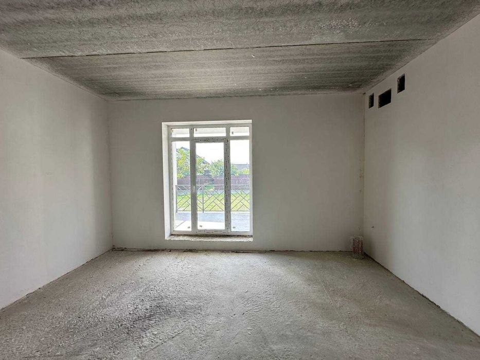 Продається окремий будинок в Крихівцях!