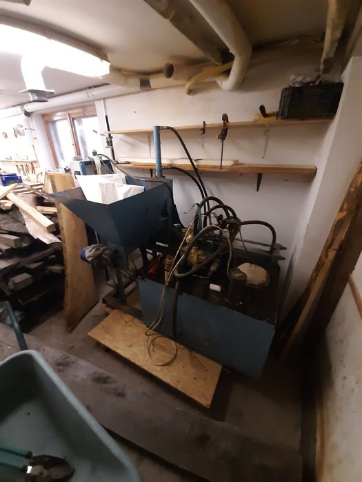 Brykieciarka hydrauliczna do trocin