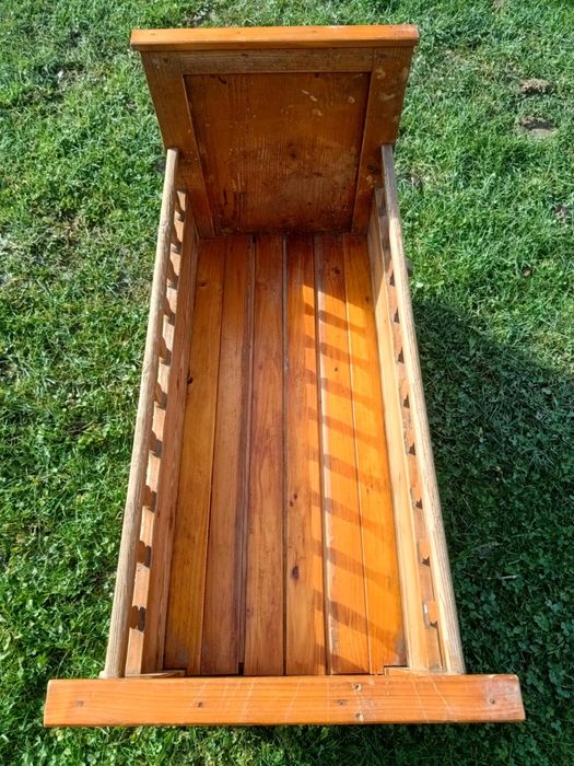 Sprzedam kołyskę z lat 60 tych