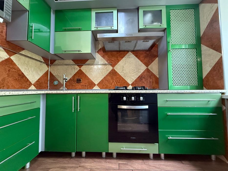 Продаю отличную 3х комнатную квартиру.Ингульский район.ЮТЗ