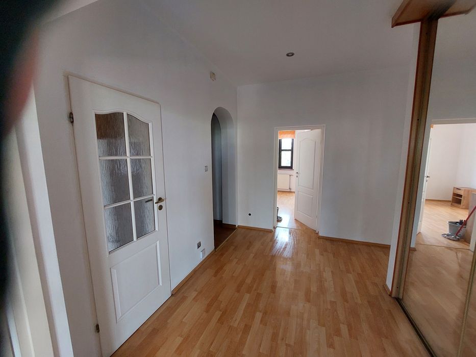 Mieszkanie 77 m² z miejscem w garażu podziemnym w centrum Łodzi - Widok 2
