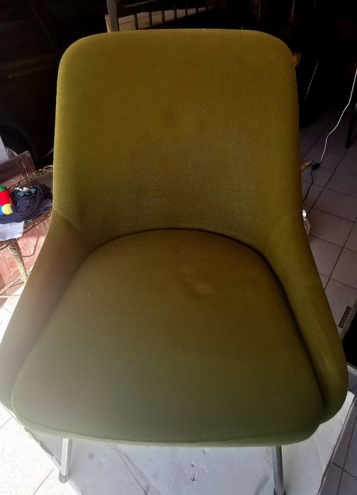 Cadeiras em tecido verdes vintage