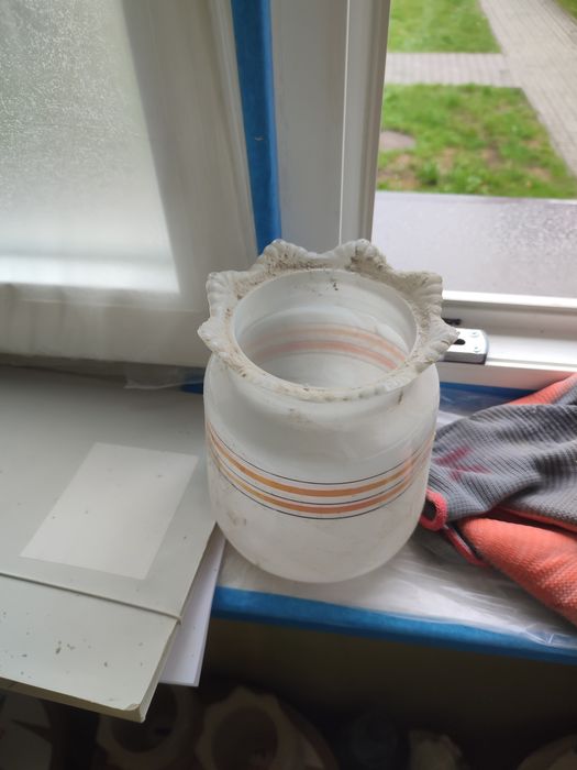 Sprzedam klosze do lampy z PRL