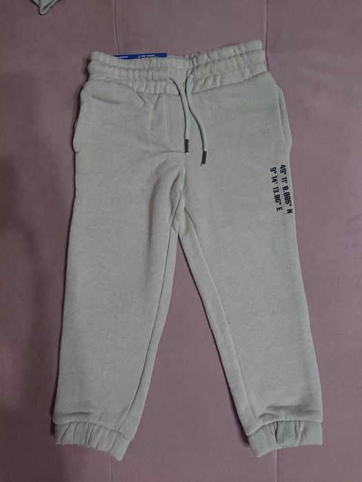 Спортивний костюм Lupilu розмір 98-104