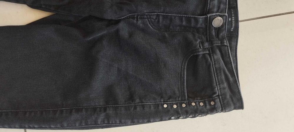 Jeansy damskie marki Reserved R.36