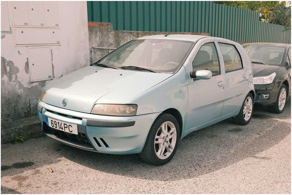 Fiat Punto Ano 2000 1.9 JTD ( Diesel ) 80cv