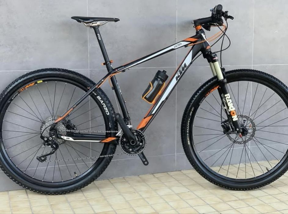 Bicicleta MTB KTM Ultra 29 - Tam. L - Suspensão a Ar Raidon