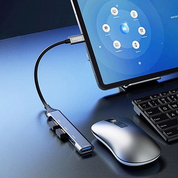 Dudao HUB 4w1 USB-C - 4x USB-A (3 x USB2.0 / USB3.0) 6,3cm czarny (A16