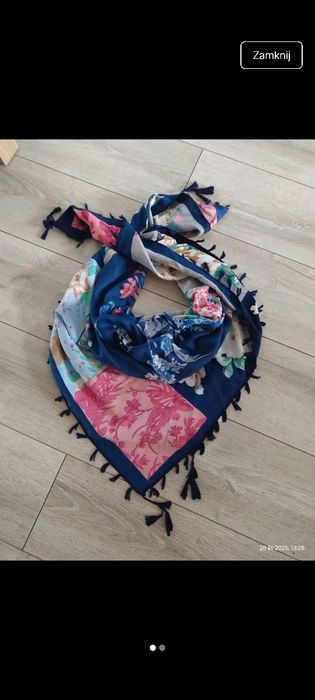 Chusta damska duża