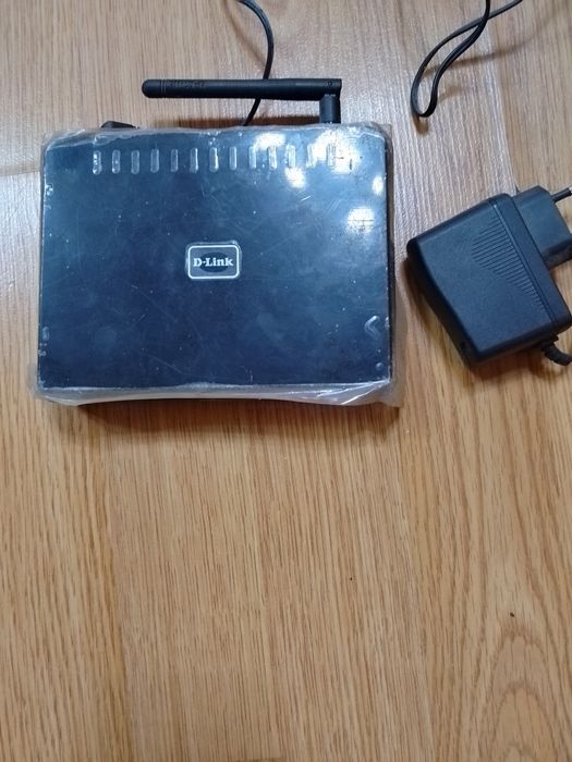 Продаємо Wi-Fi роутер D-Link DIR-300!