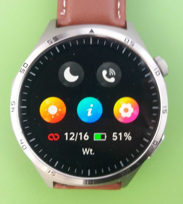 Smartwatch 2025 zegarek pomiary EKG ciśnieniomierz glukoza inne amoled