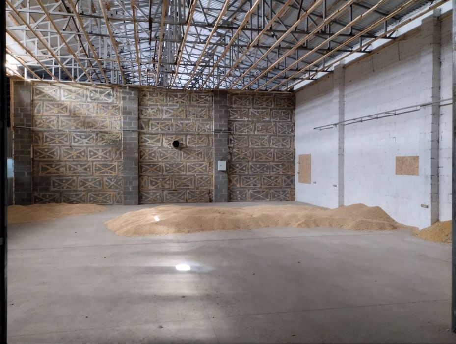 Виробниче, та складське приміщення