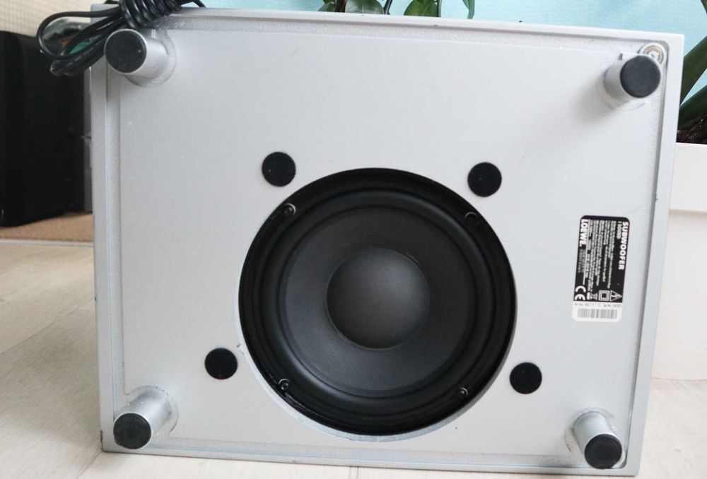 Активный сабвуфер Loewe Subwoofer I Sound