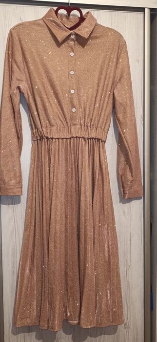 Платья . Распродажа .Женские платья