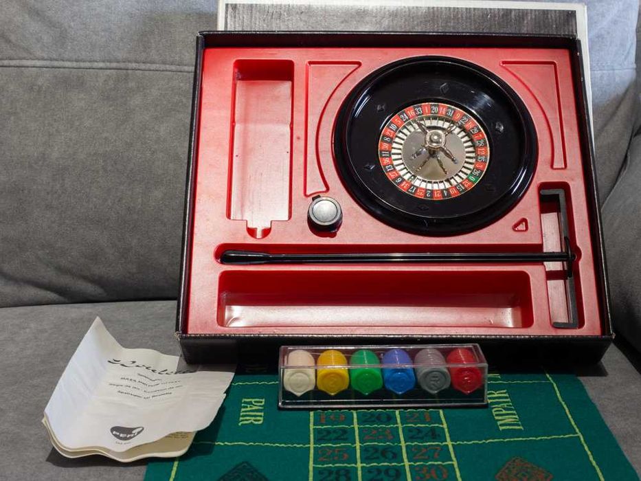 Jogo vintage de tabuleiro Roleta / Roulette (Sueco)