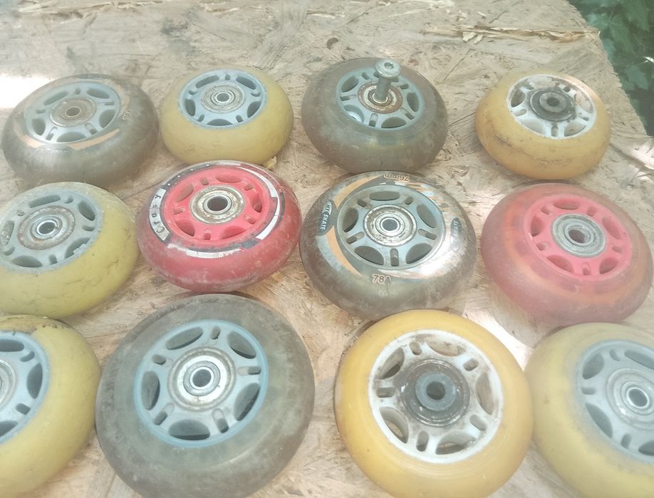 Для роликов.Колёса.Болты.Тормоза.