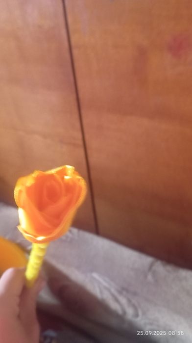 Одна квіточка 150 грн