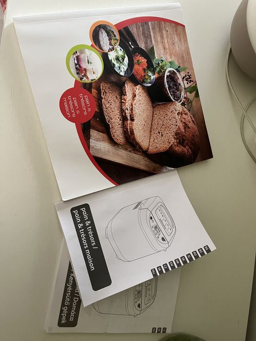 Хлебопечка TEFAL PF250135 , новая.