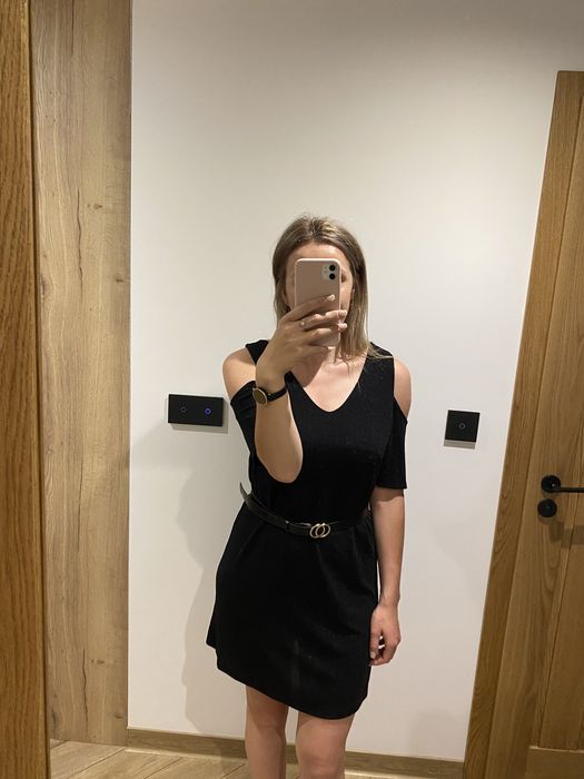 Czarna mini sukienka