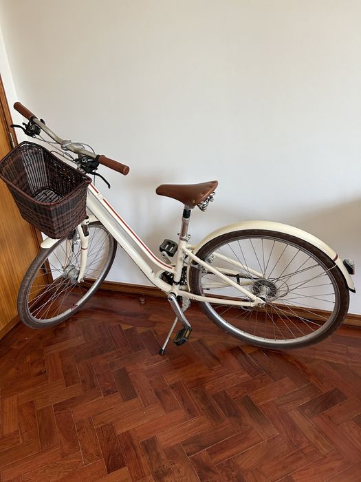 Bicicleta de cidade senhora Liv