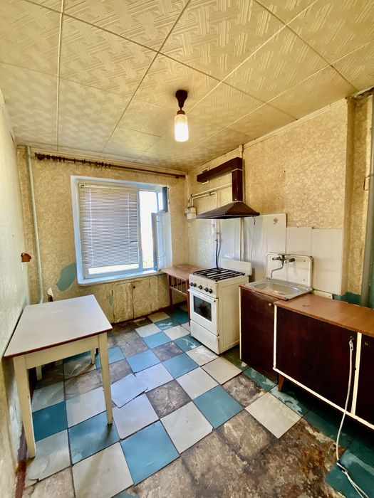 Продам 3-и кімнатну квартиру на м-ні Даманський