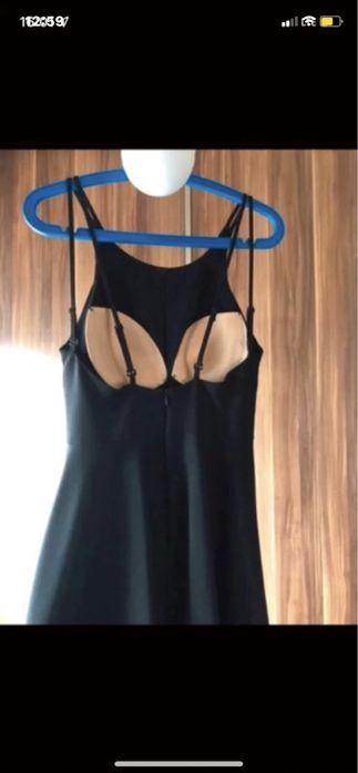 długa czarna sukienka