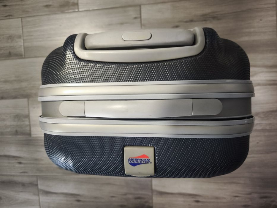Mala viagem porão American tourister rígida