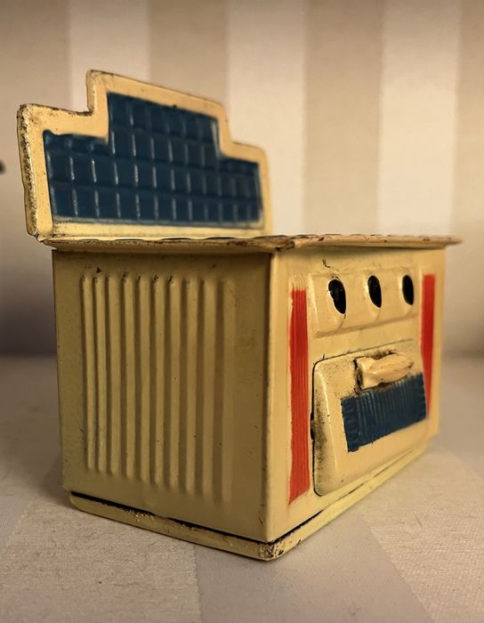 Brinquedo portugues chapa AML anos 50