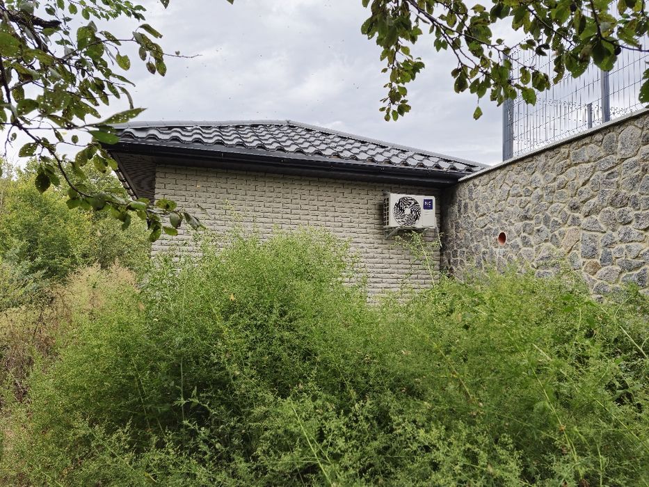Монтаж та продаж кондиціонерів та теплових насосів.