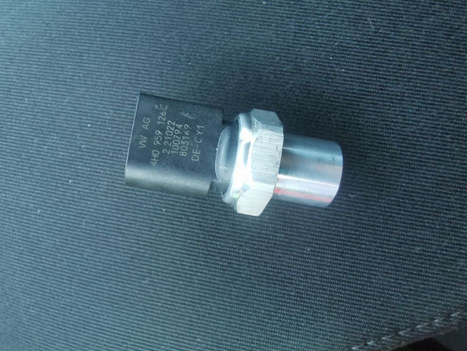 Czujnik ciśnienia klimatyzacji Audi Seat Skoda  VW