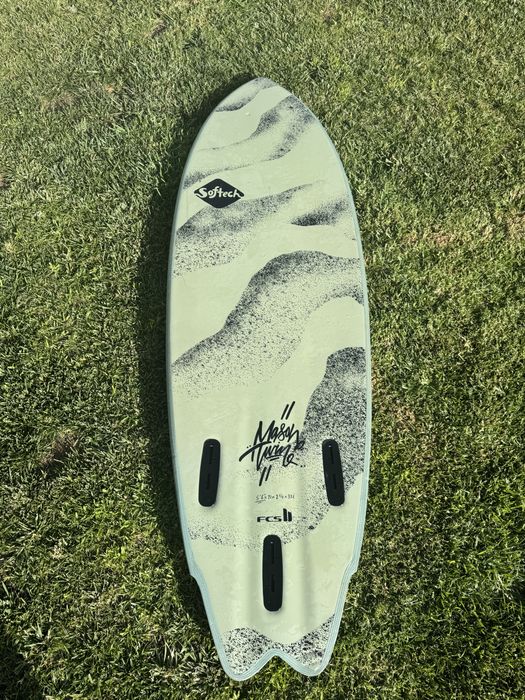 Prancha surf softech mason twiny 5'6 35 litros fcs2